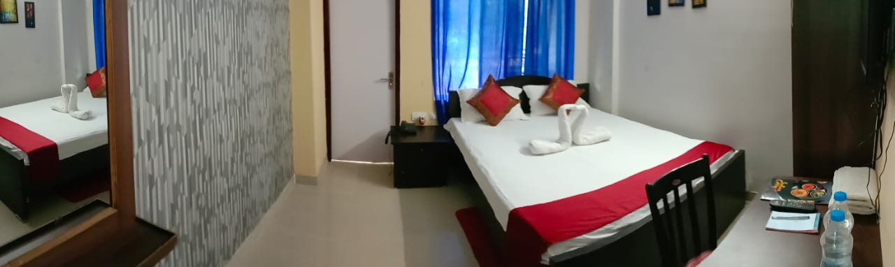 DOUBLE BED (AC & NON-AC) ROOM